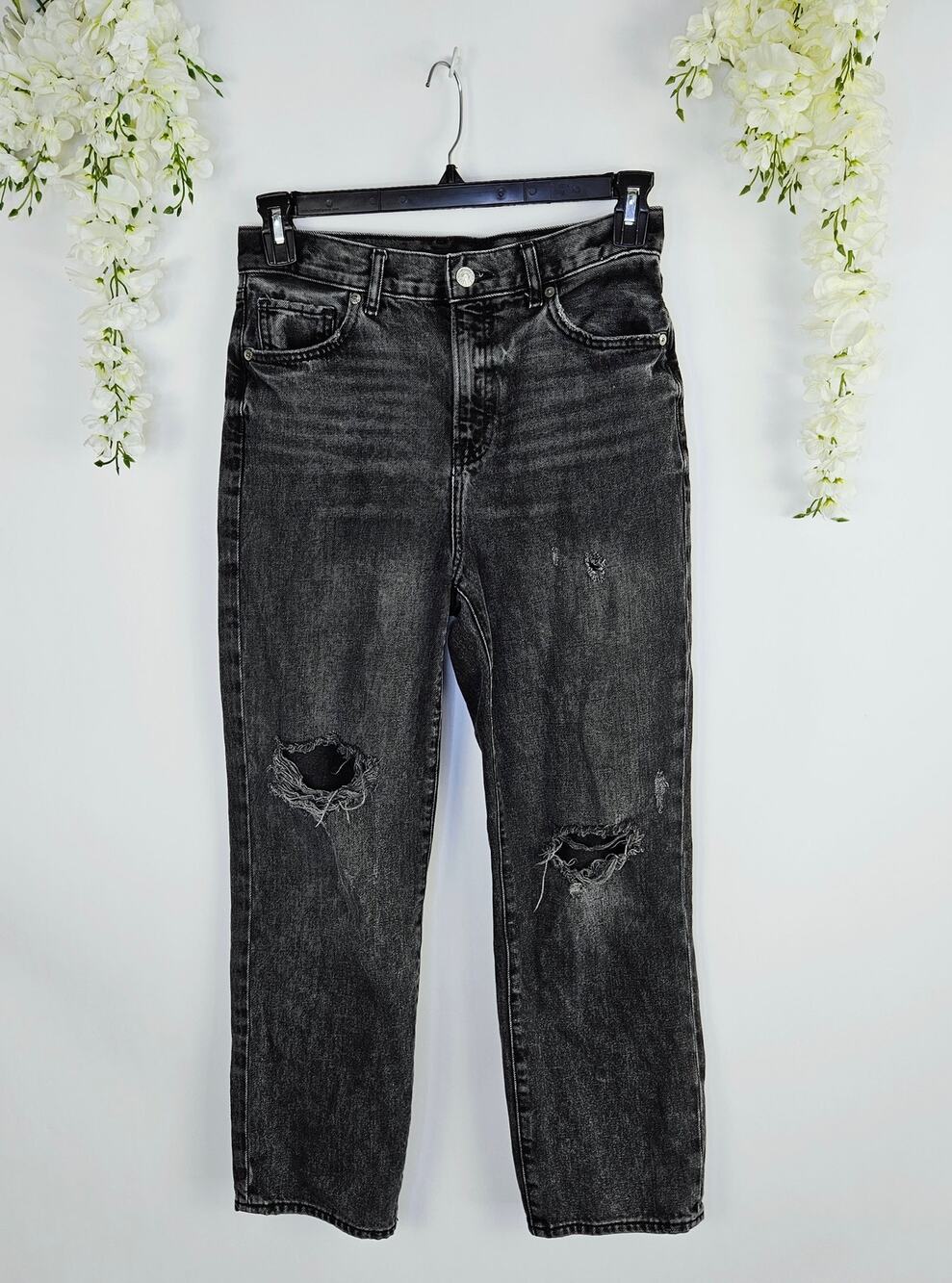 Express High Rise Straight Ankle Jeans 6R Black Distressed Grunge Goth Edgy